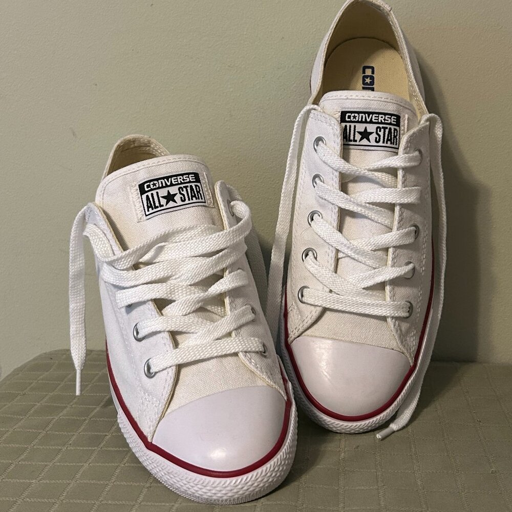 SPRING CLEAR OUT Converse All Star Low Cut Sneaker - Size Eu 39 - Ladies 8